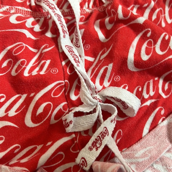 Forever 21 Coca-Cola Print Pj Shorts - Picture 4 of 6